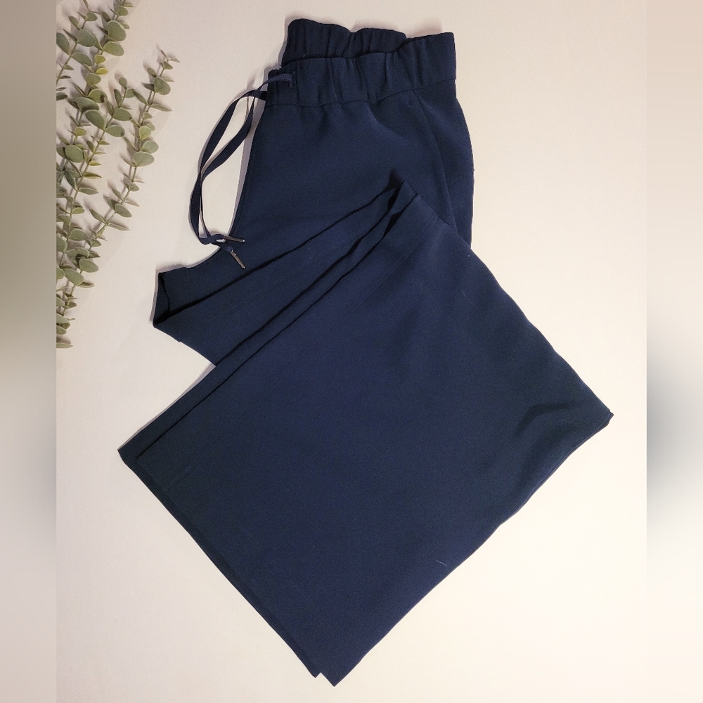 Lululemon pants
